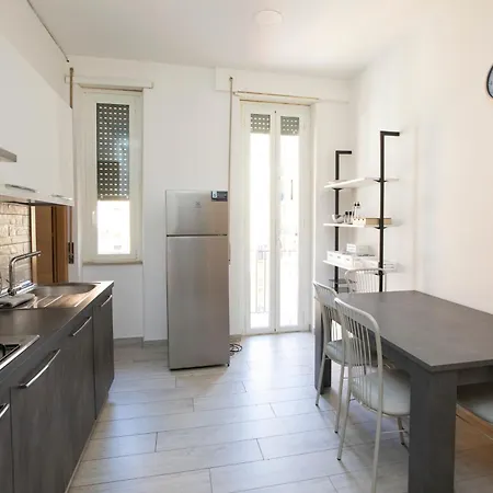 Relais Rosselli Ubytování v soukromí Řím