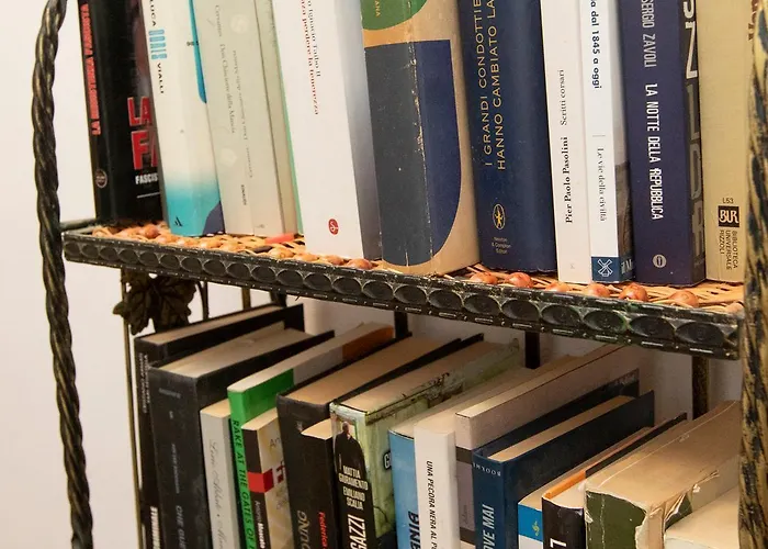 Relais Rosselli Homestay Rome